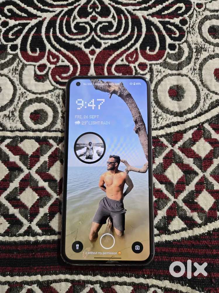 Nothing Phone 1 – 8GB/128GB – Great Condition – Best Deal!