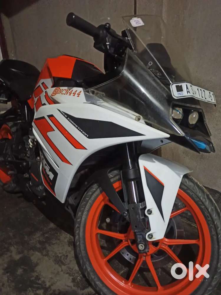 Showroom condition no scratch