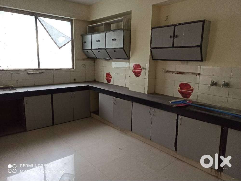 4 BHK Flat for Sale at South Tukoganj