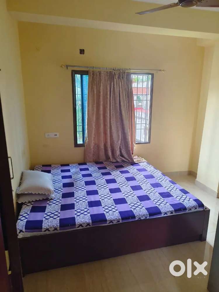 For Home Stay 2bhk With extra One Room Available For Rent