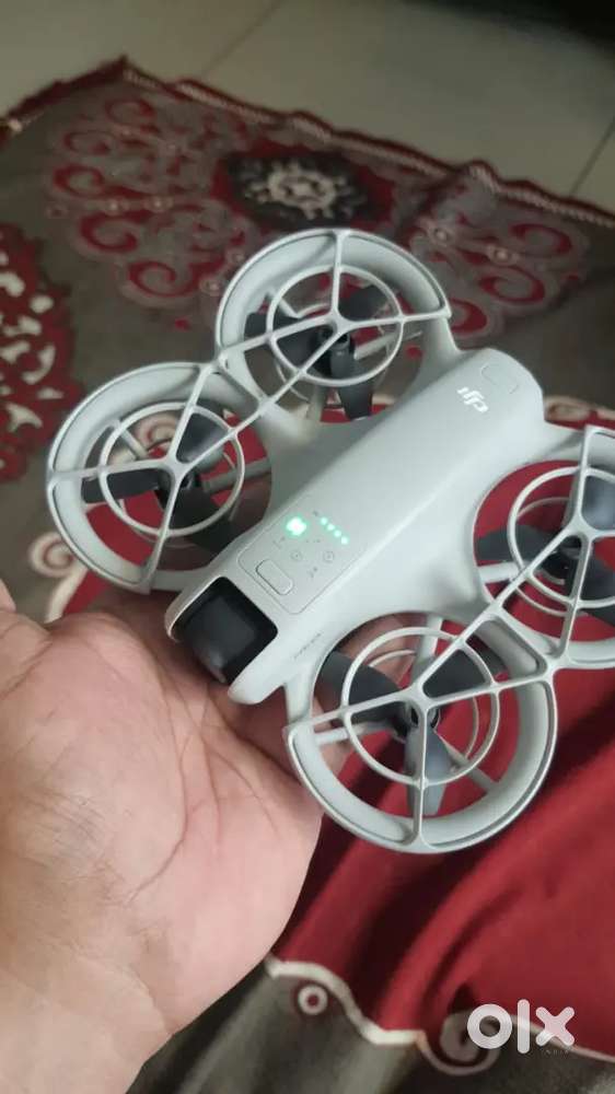 DJI Neo drone less used