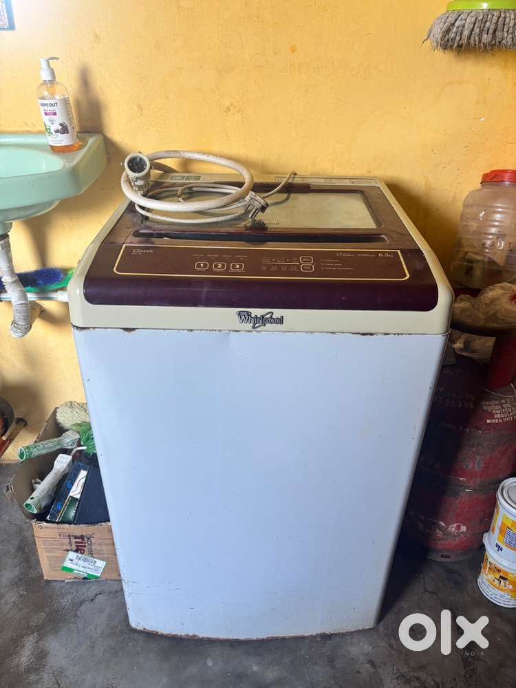 It is a whirlpool washing machine, 6.2 kg automatic machine
