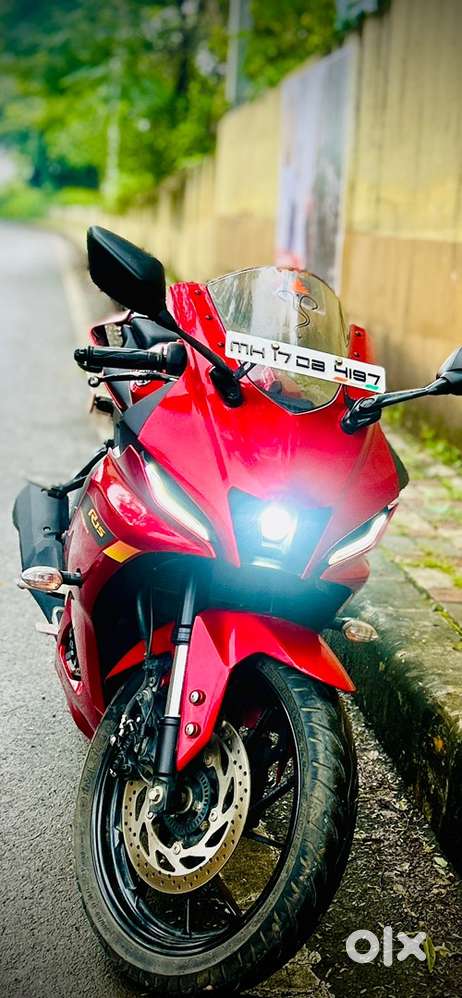Yamaha R15 V4 * Super tight condition
