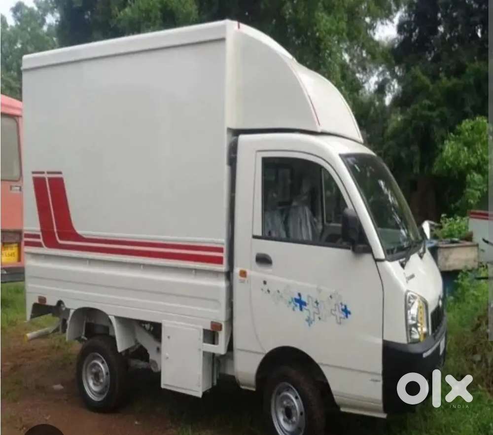 ഡ്രൈവർ @ കൊറിയർ കമ്പനി