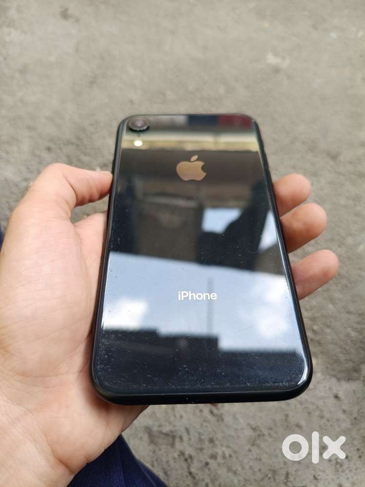 Iphone xr , 64gb with bill , box