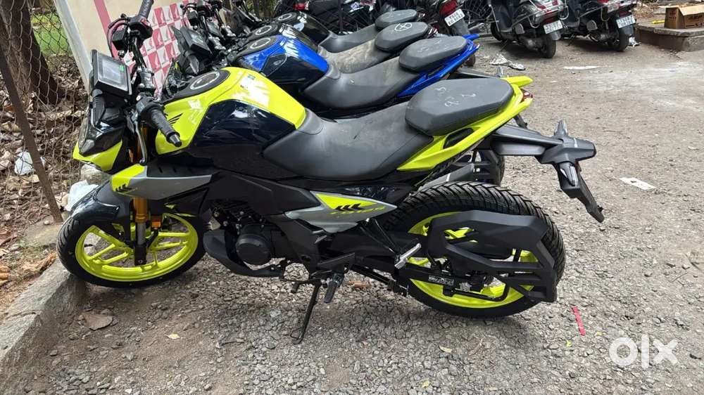 New Hornet 125 new features just pay 18000