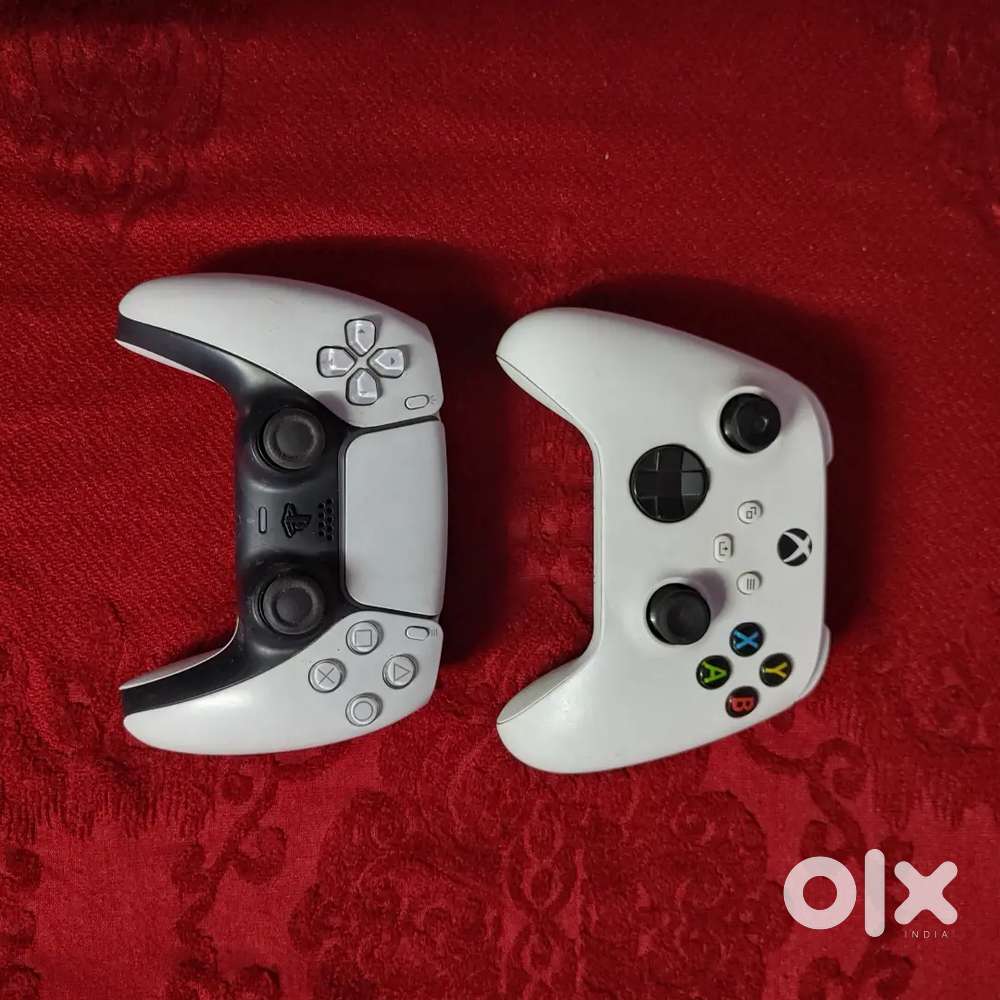 PS5 And XBOX Series Controller