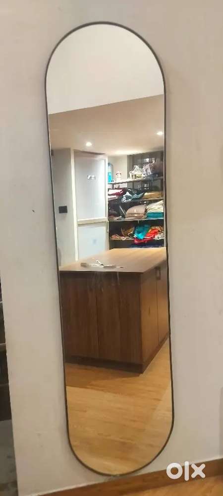 Furniture and other accessories for botique shop