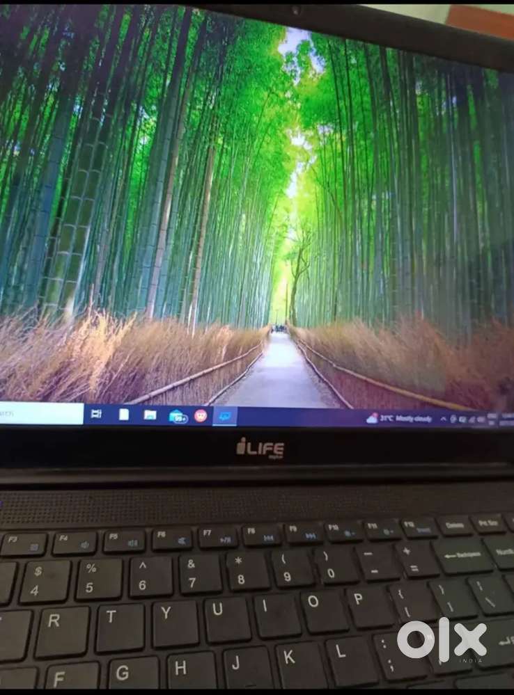 LIFE DIGITAL 15.6 INCH LAPTOP INTEL I3 PROCESSOR, WINDOWS 10 , 4GB RAM