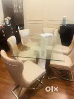 Dining table 6seater