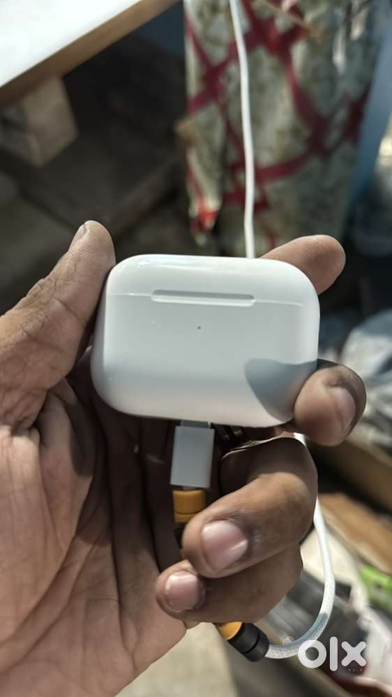 Airpods Pro 2 along with 10000 mah Magsafe Powerbank