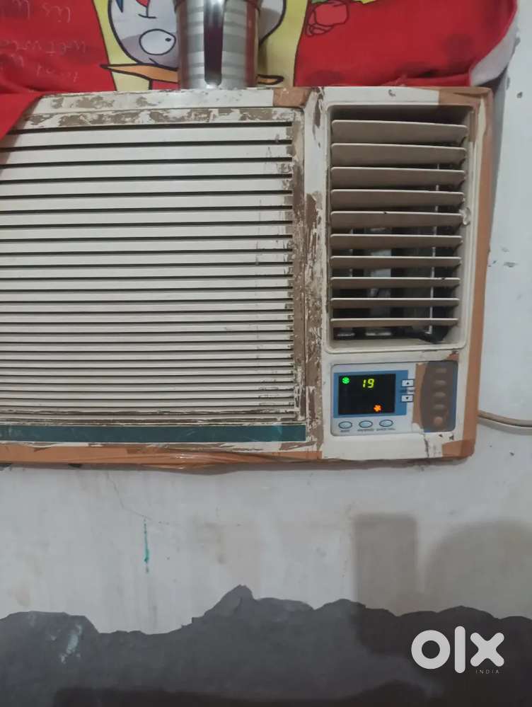 Second hand Ac