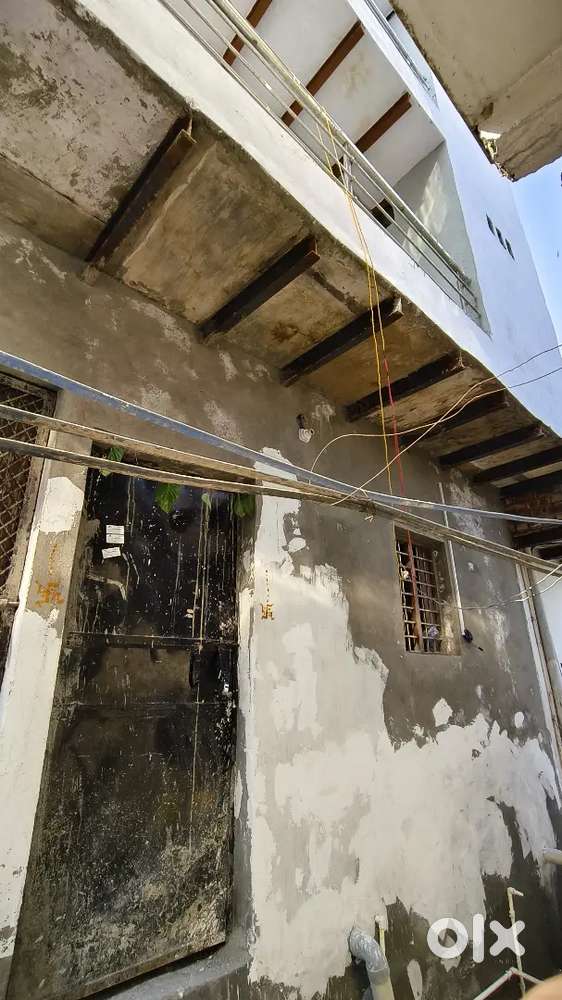 20 yards plot built in 3 floors all available for rent