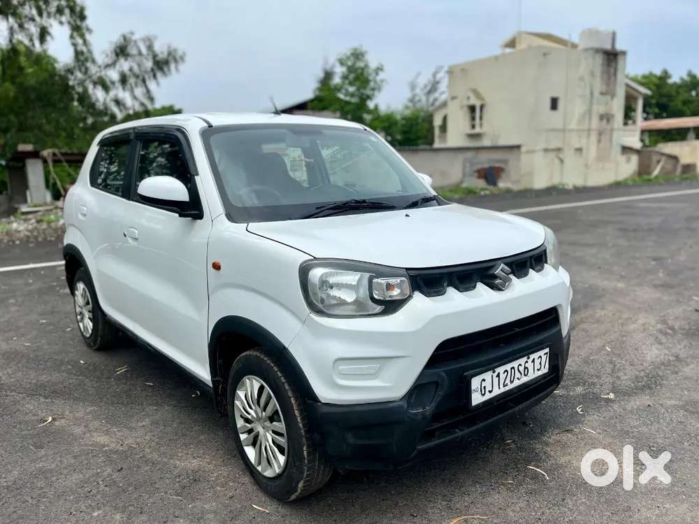 Maruti Suzuki S-Presso vxi+