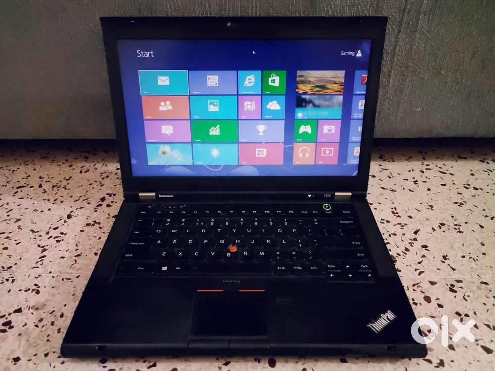 Lenovo i5 8gb/256gb SSD 3hrs backup excellent condition laptop