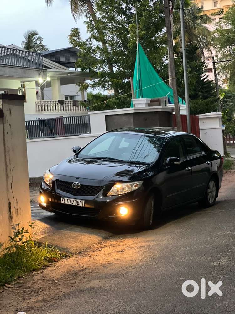 Toyota Corolla Altis 2011 Diesel Well Maintained