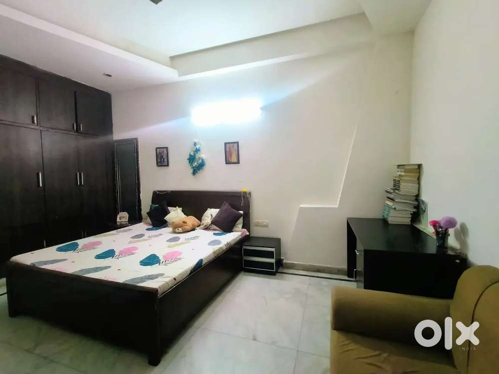 1bhk furnished flat available