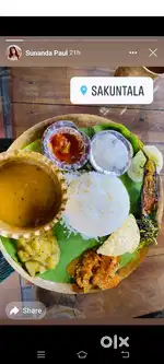 Naan and indian gravy item
