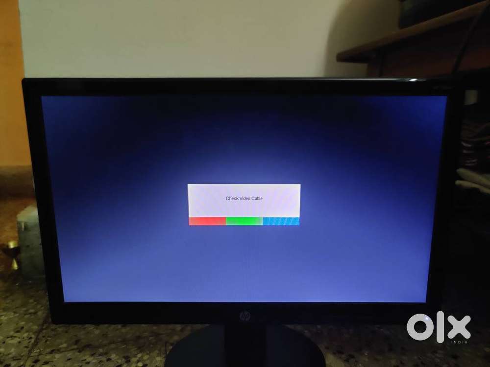 Hp 20 inch monitor WD selling for 3000rs