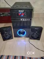 Good condition home theatre