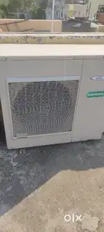 Ogeneral Split ac or 2 Lloyd window ac bechna hai