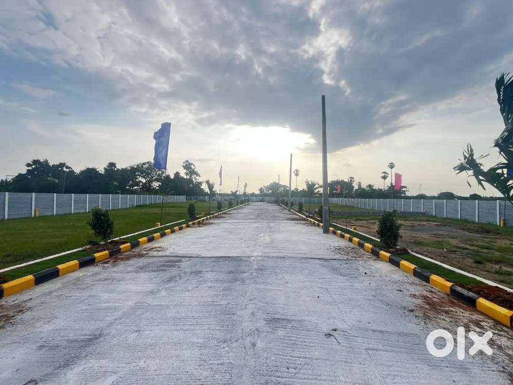 Plots sale @ just 1 minutes Drive from banglore High Way