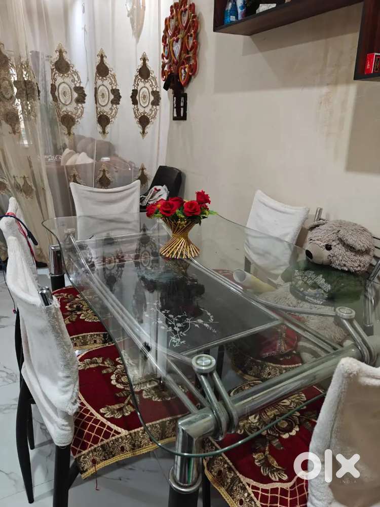 Six seater Dining Table