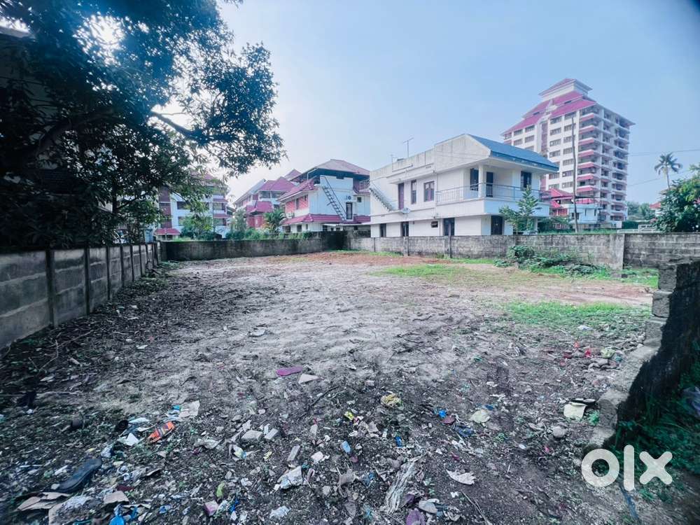 Ernakulam palarivattom vennala 8.700cent plot cent 15.50lakh