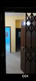 2bhk flat with 2washroom on the road new building all transport avlble