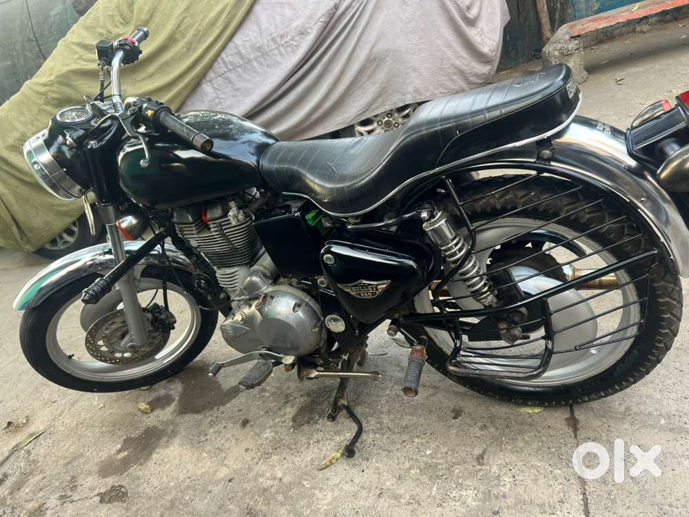 Less driven, new like condition , one kick start and engine intact