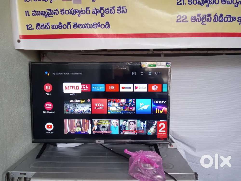 TCL TV 32 INCHES