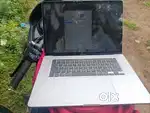 MacBook pro 16gb ram 512gb ssd Intel i7