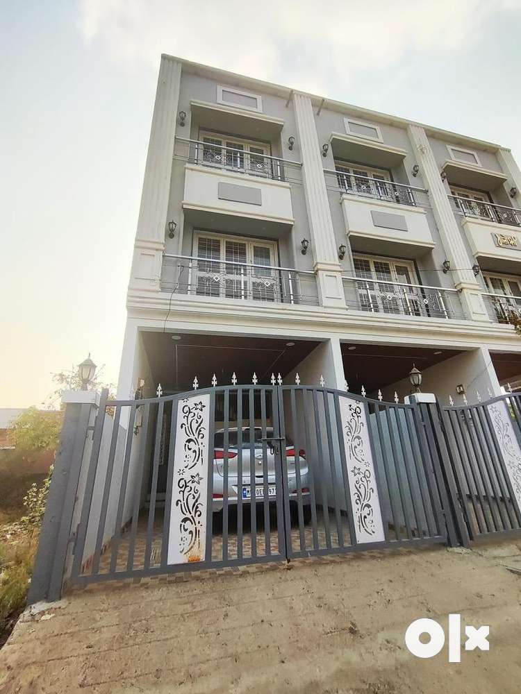 Independent 3bhk house near new english high school