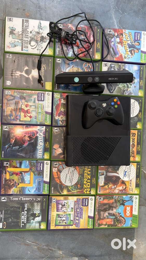 Xbox 360E + Kinnet + Controller + Games