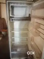 Refrigerator fridge