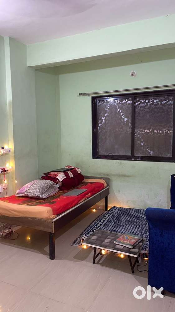 Need a  Male Roommate ,1 RK