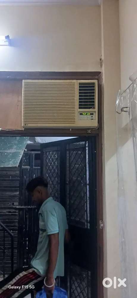 Urgent sale Karni hai