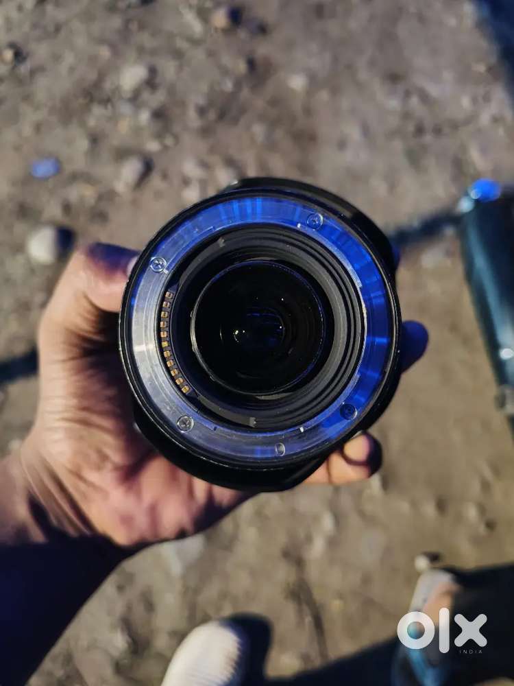 Nikon 24-70 mm f4 lens