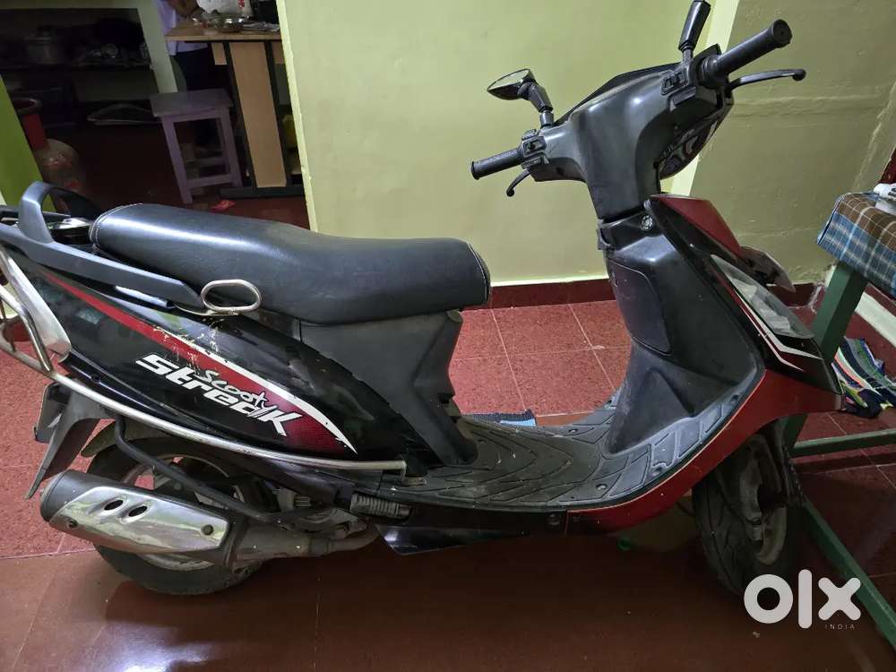 TVS STREAK (Black with Red)