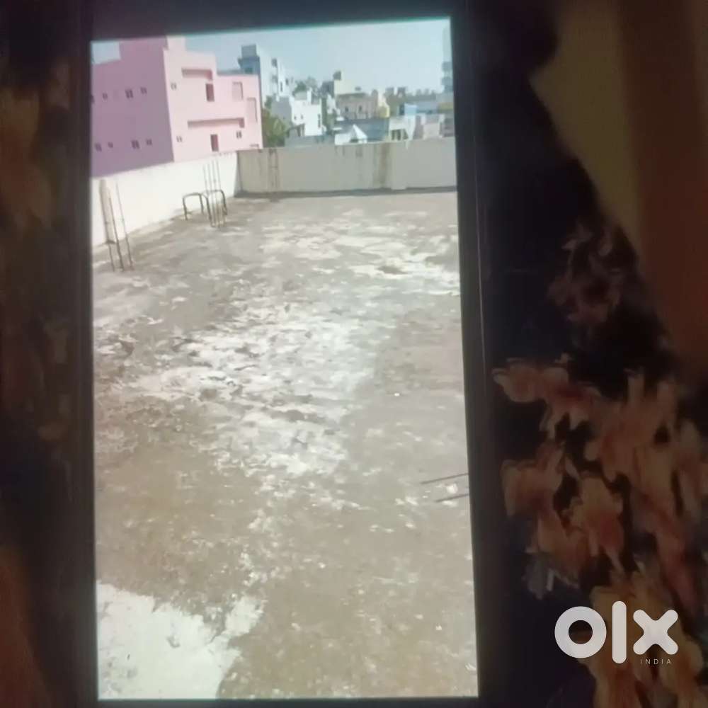 Sharing room for only girls