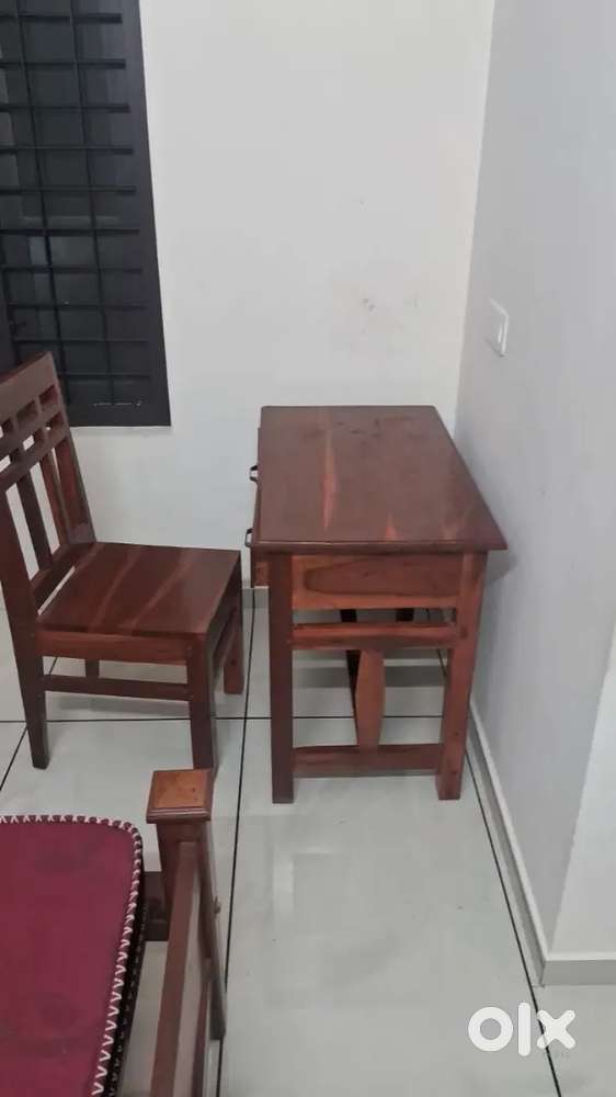 Single room for Men Near attukal temple