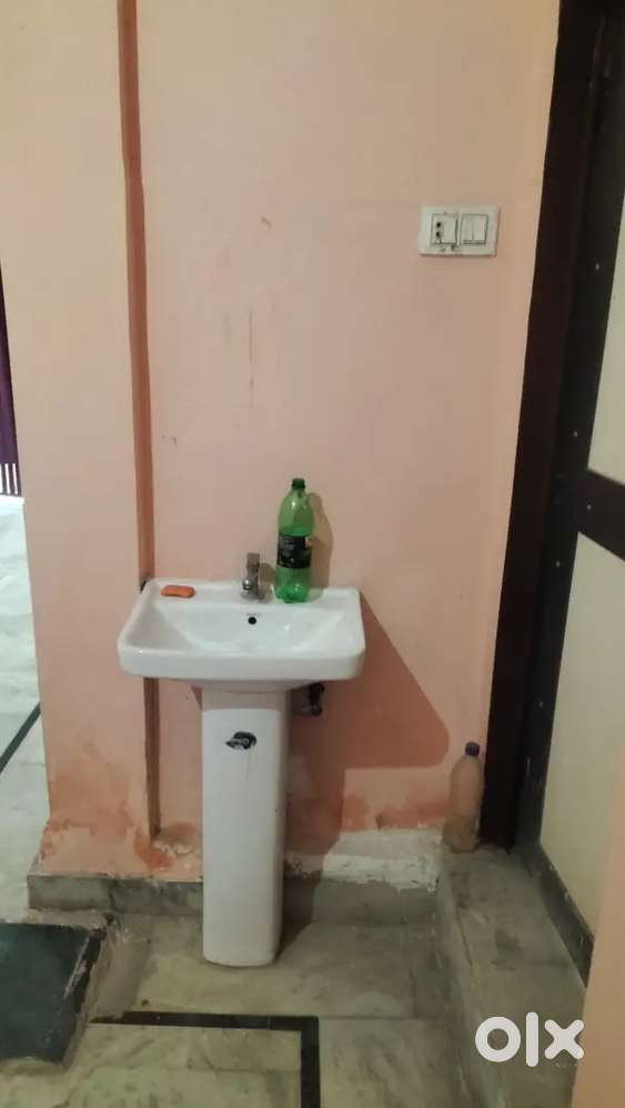 3 bhk indipendnt house for rent near minaxipuram sevti devi public sl