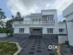 Aluva Muppathadom  5.5 cent house for sale
