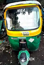 CNG AUTO RICKSHAW