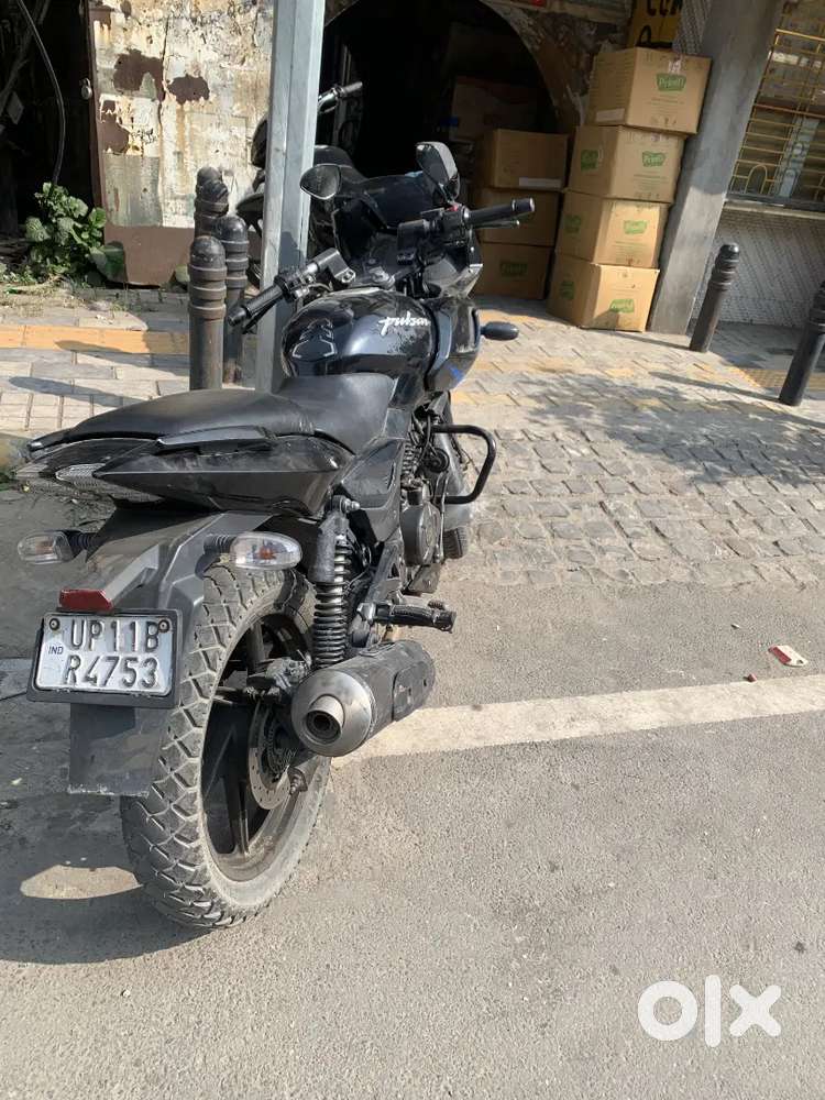 pulsar 220 f model 2019