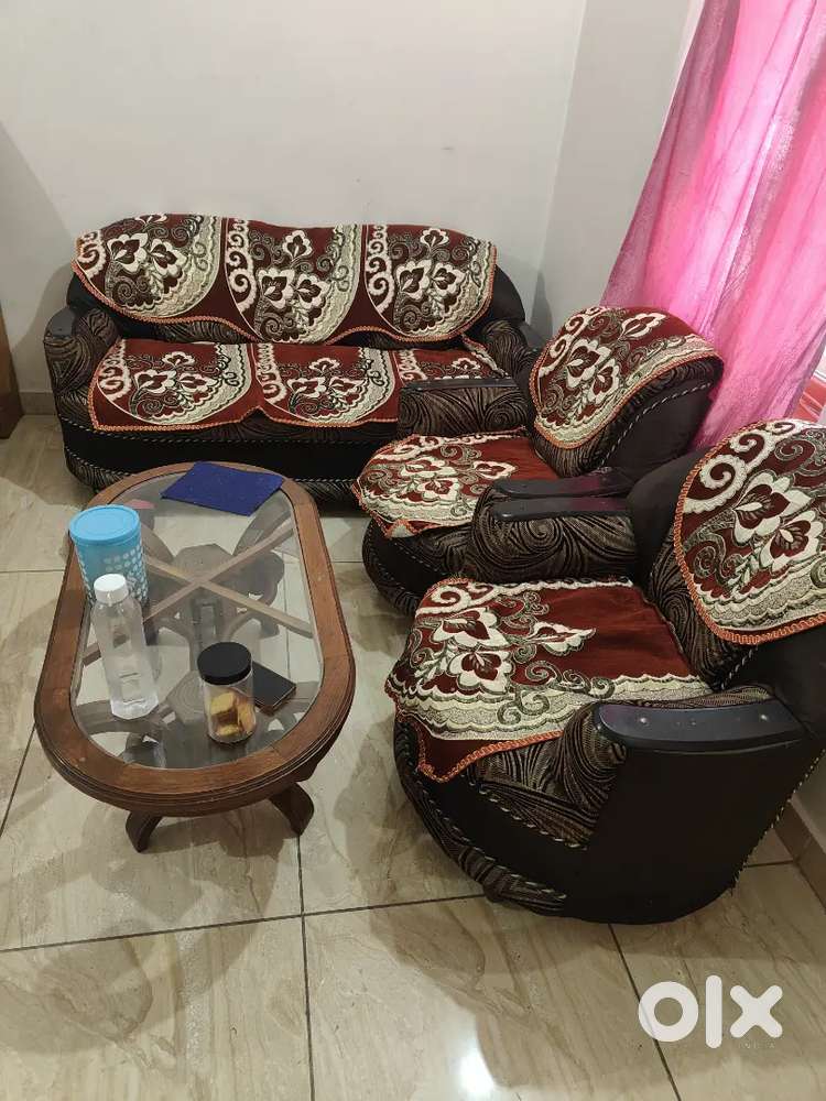 Sofa with central table