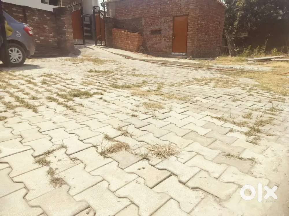 Spacious Room Available for Rent