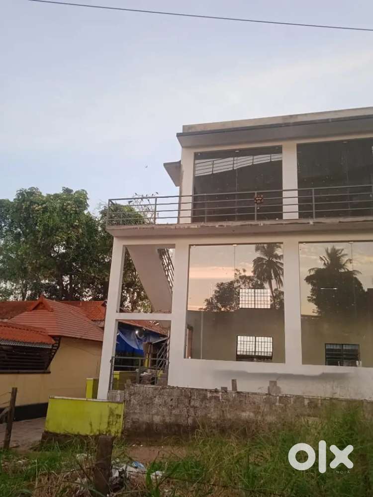 1050 sqft 2100 sqft office shop for rent at vyttila main saloon hotel