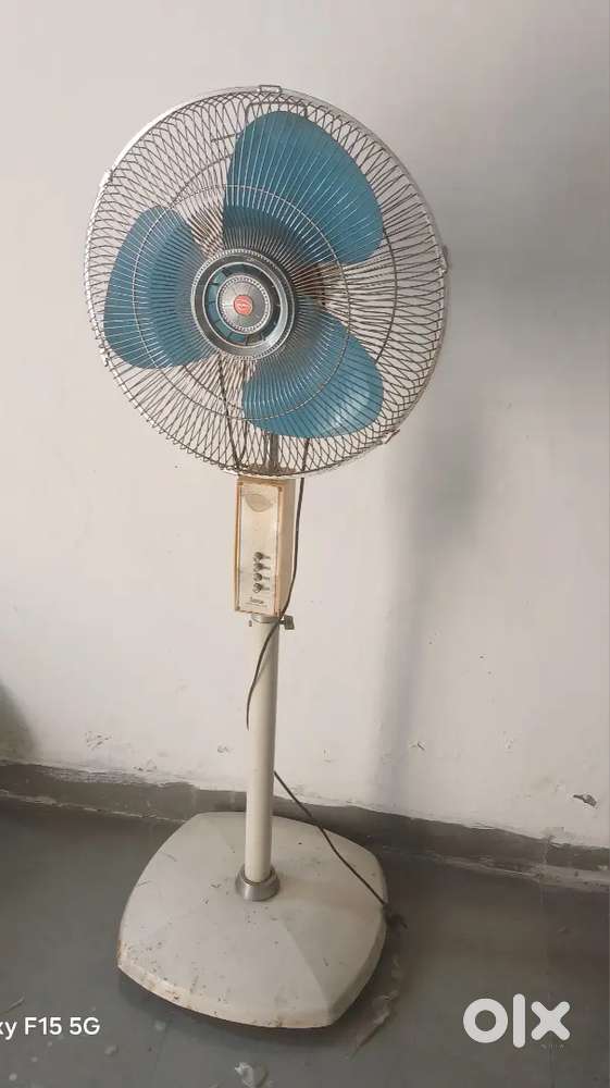 Kaitan Pedestal Fan