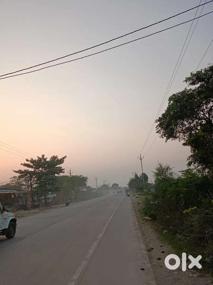 2700rs per sq/ft commercial plot